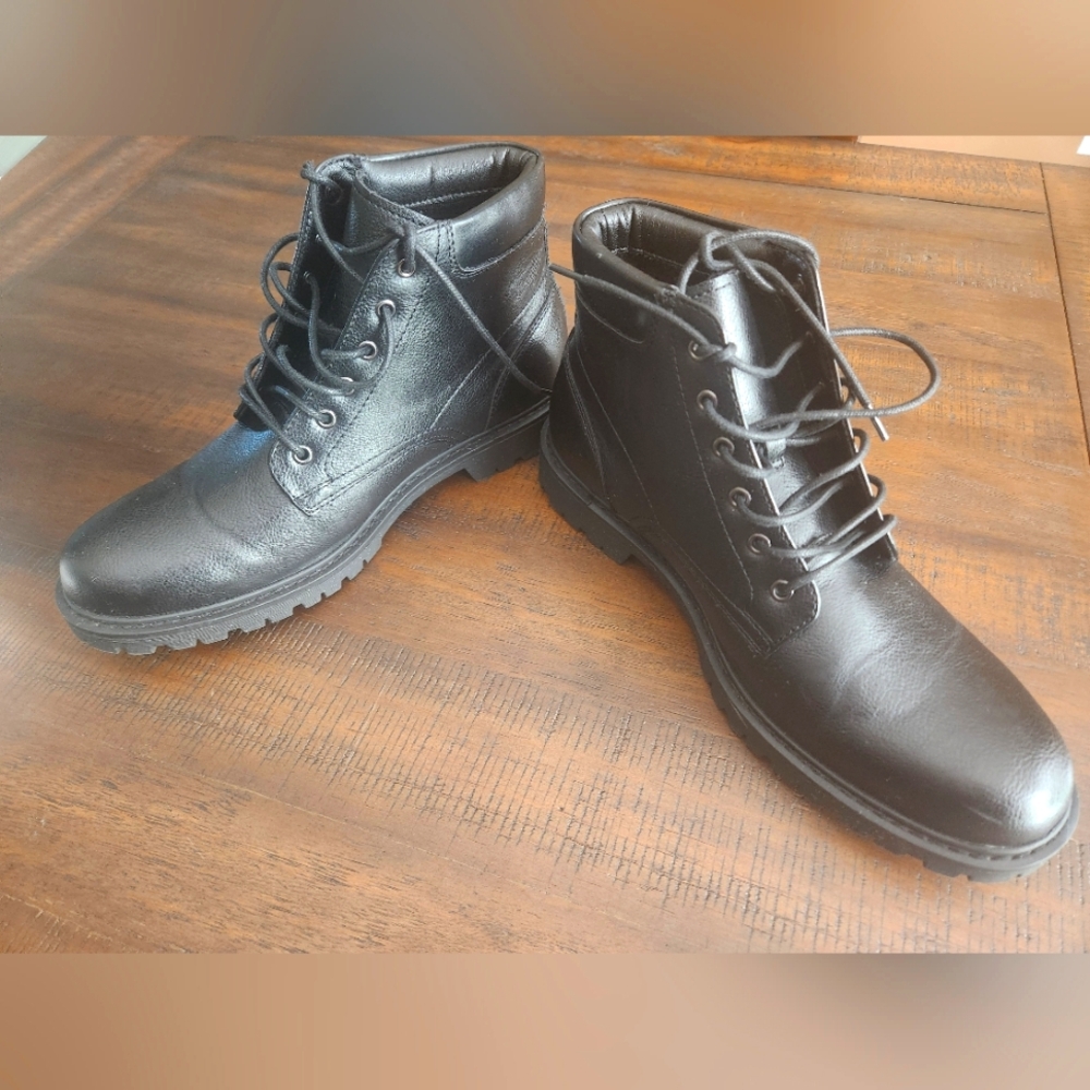 NWT Mutual Weave Men's Black Boots Sz‎ 9
